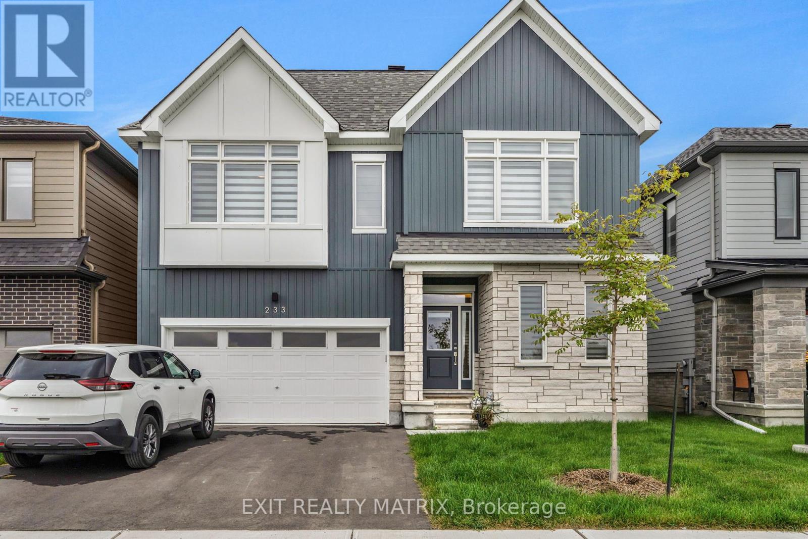 233 Conservancy Drive, Ottawa, Ontario  K2J 7M5 - Photo 2 - X12426012