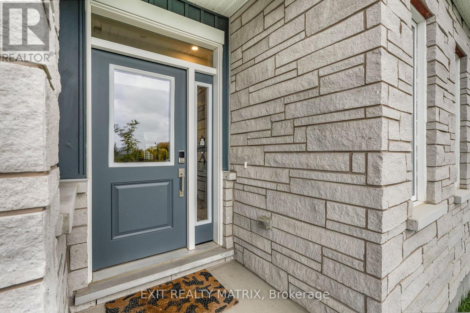233 Conservancy Drive, Ottawa, Ontario  K2J 7M5 - Photo 3 - X12426012