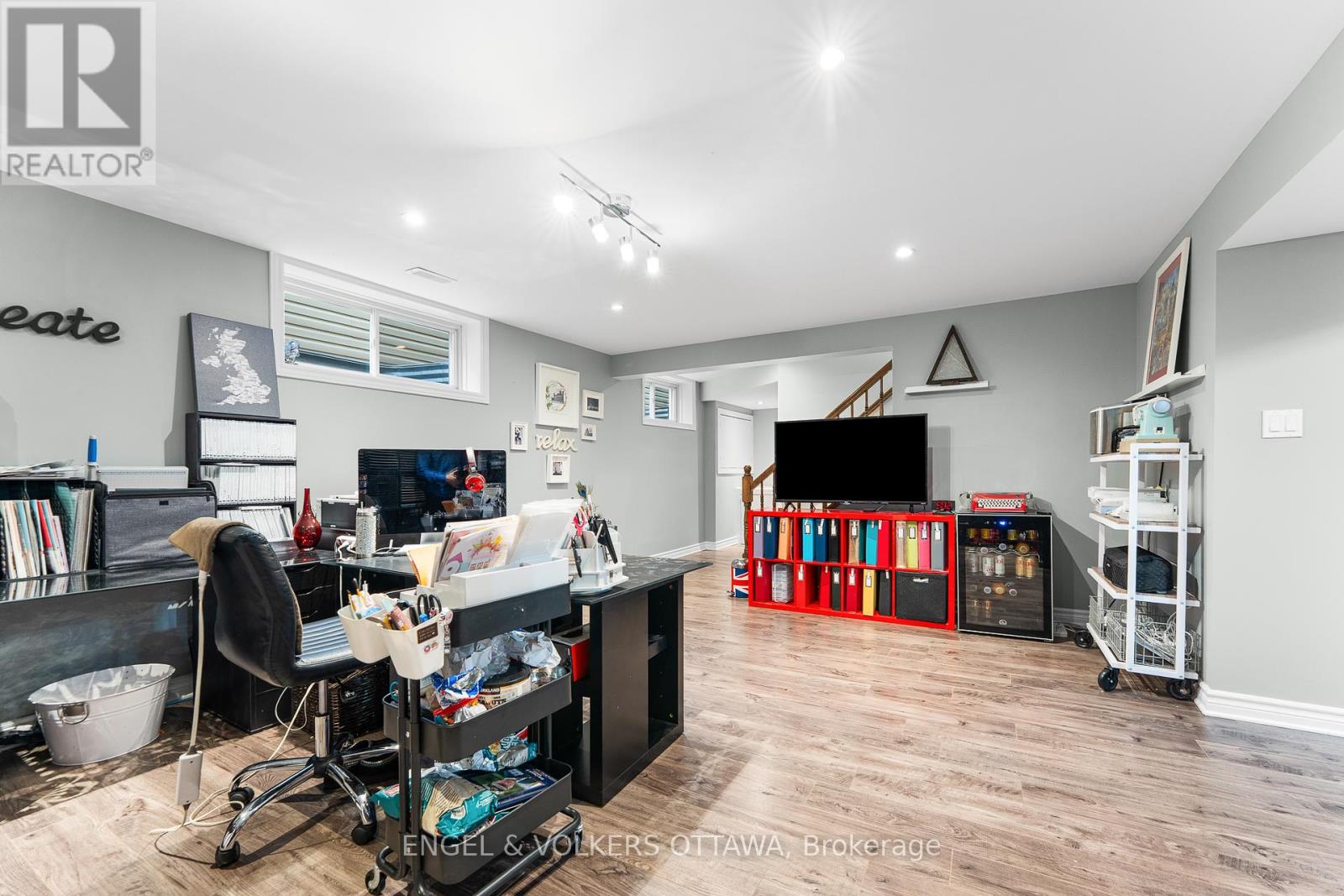 22 Friendly Crescent, Ottawa, Ontario  K2S 2B6 - Photo 41 - X12426016