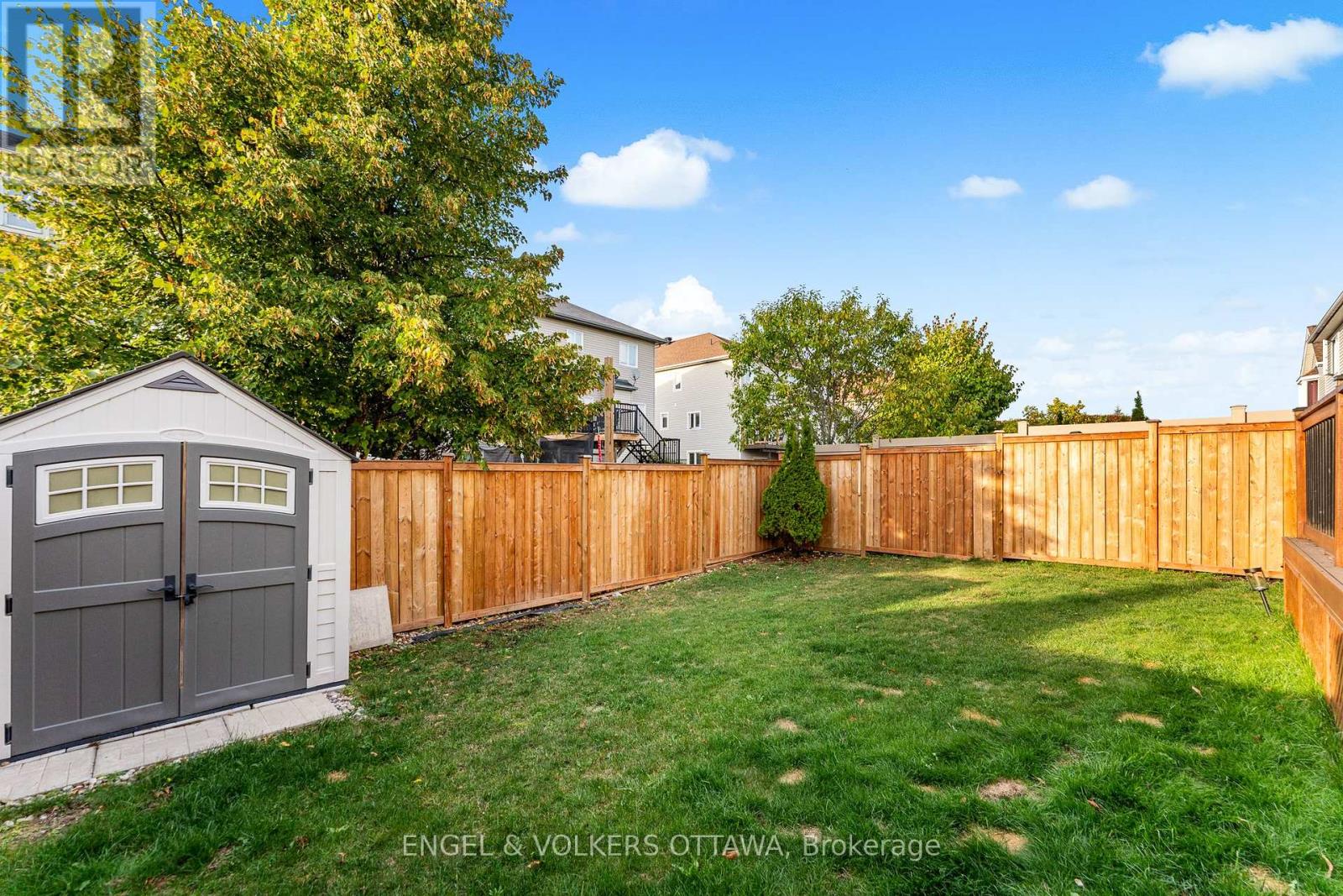 22 Friendly Crescent, Ottawa, Ontario  K2S 2B6 - Photo 45 - X12426016