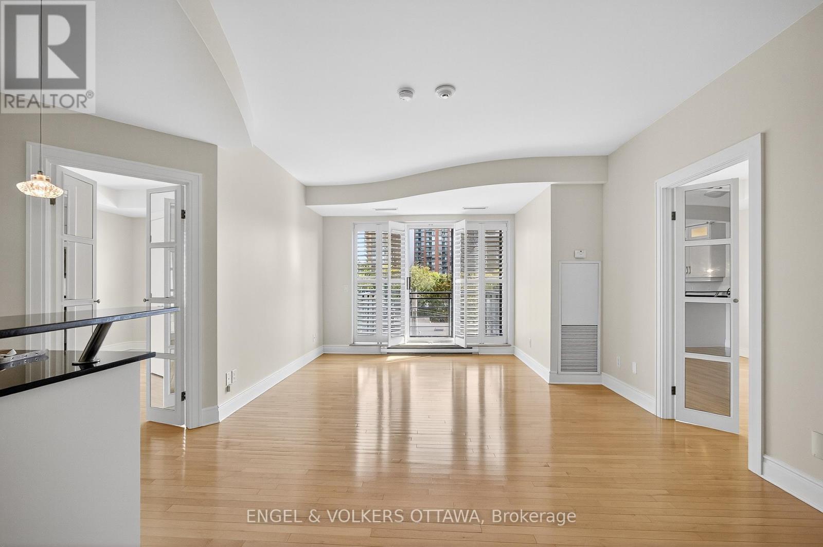 505 - 95 Bronson Avenue, Ottawa, Ontario  K1R 1E2 - Photo 13 - X12426060