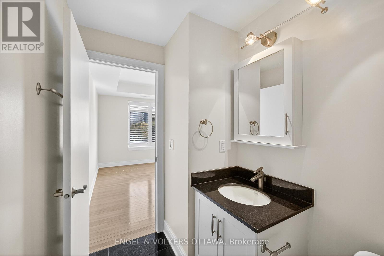 505 - 95 Bronson Avenue, Ottawa, Ontario  K1R 1E2 - Photo 27 - X12426060