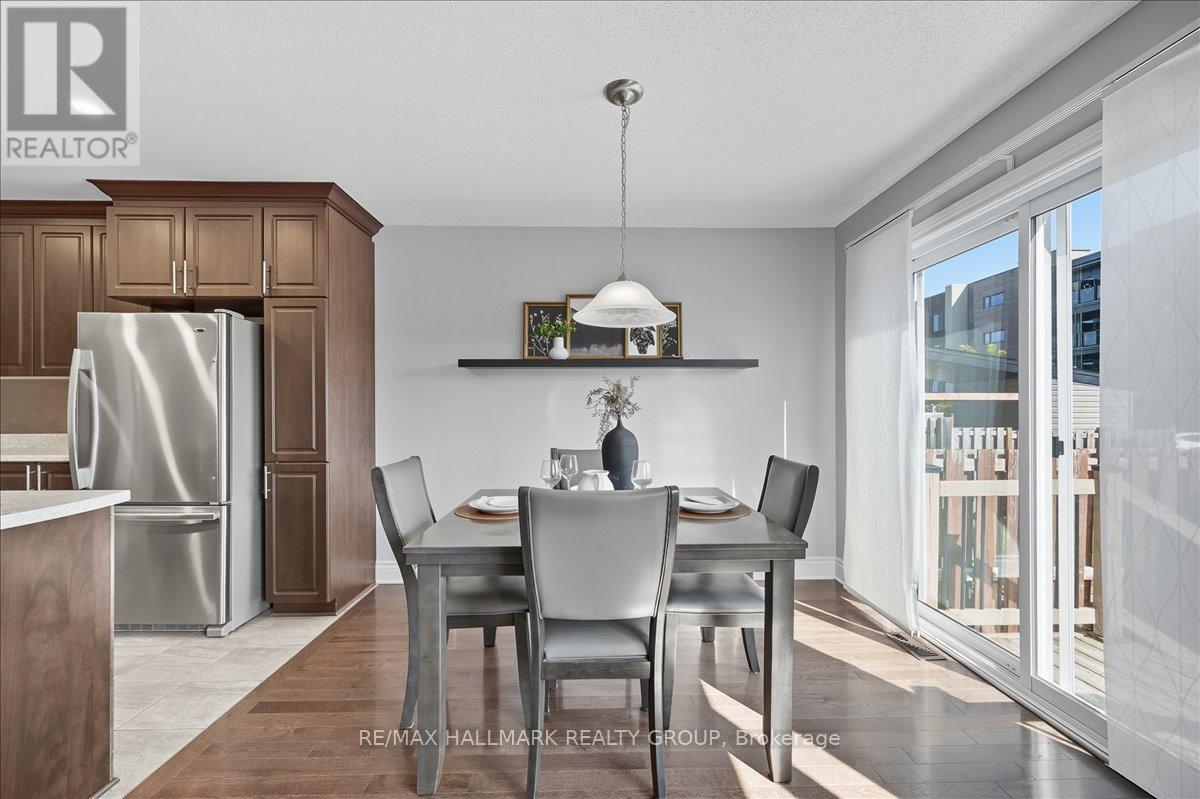 2354 Marble Crescent, Clarence-Rockland, Ontario  K4K 0H1 - Photo 10 - X12426069