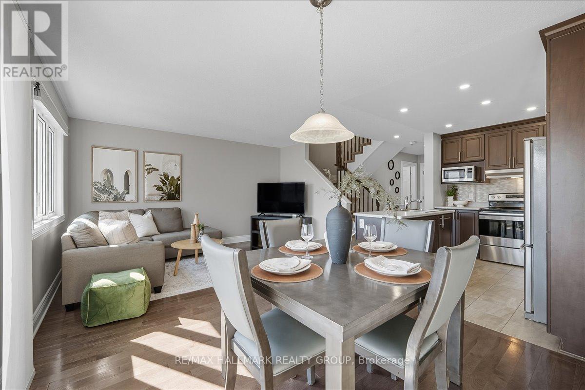 2354 Marble Crescent, Clarence-Rockland, Ontario  K4K 0H1 - Photo 11 - X12426069