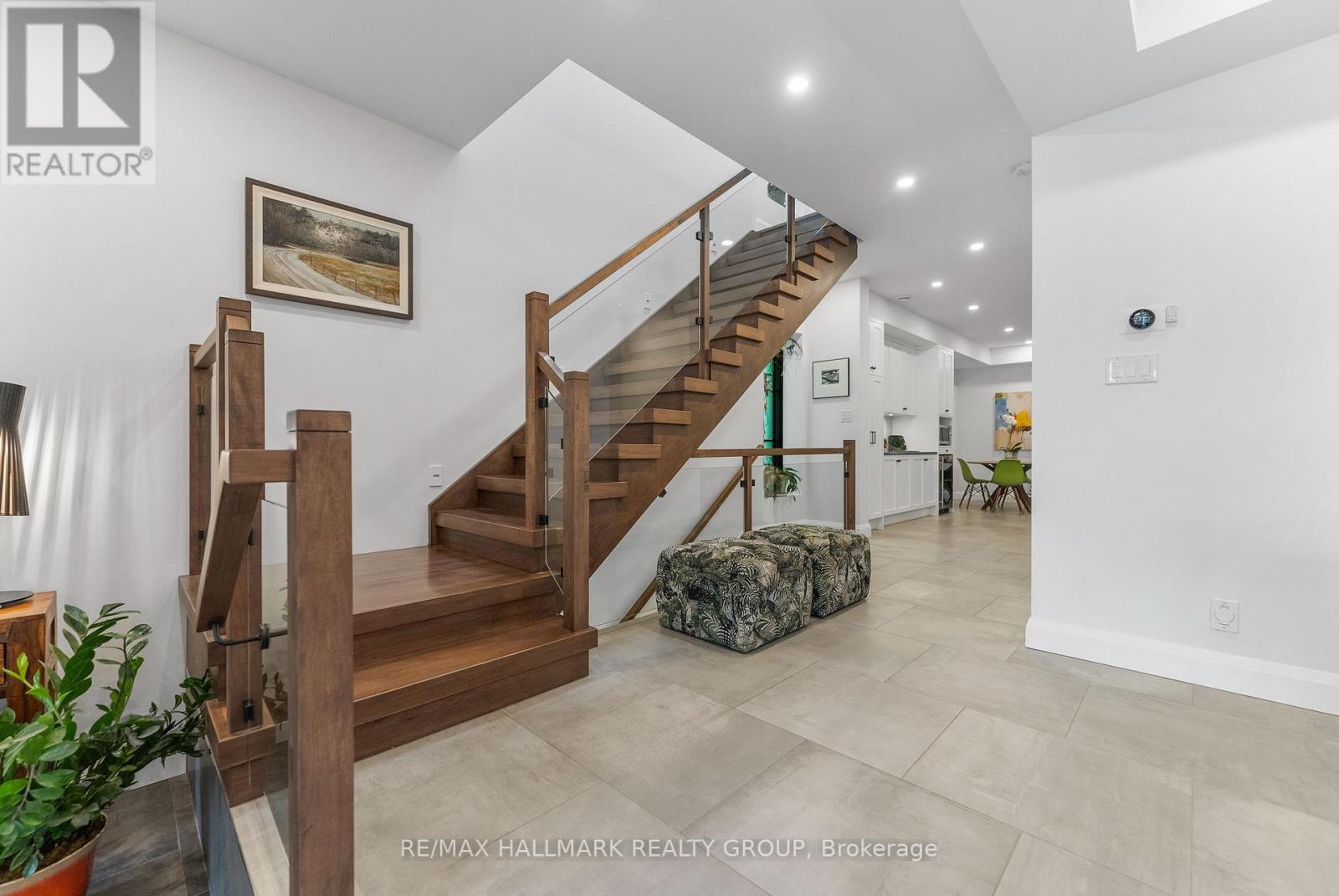 396 Roosevelt Avenue, Ottawa, Ontario  K2A 1Z3 - Photo 22 - X12426121
