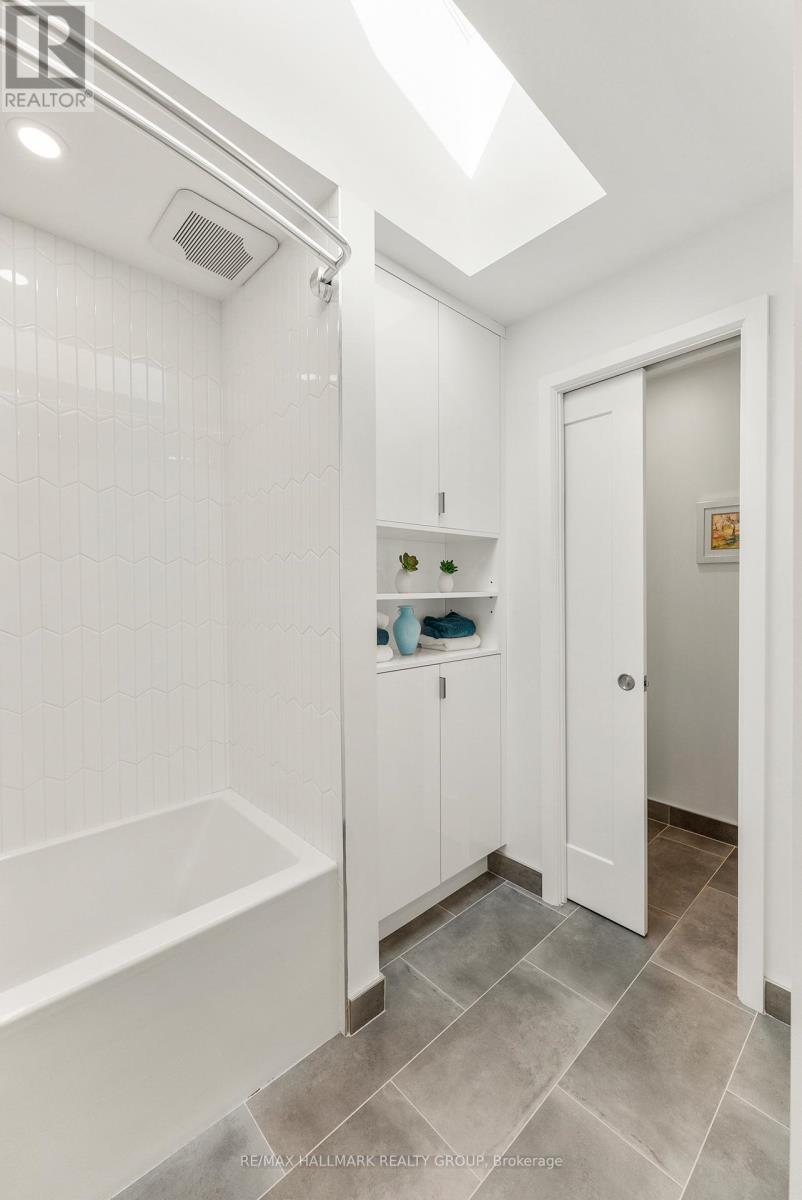 396 Roosevelt Avenue, Ottawa, Ontario  K2A 1Z3 - Photo 34 - X12426121