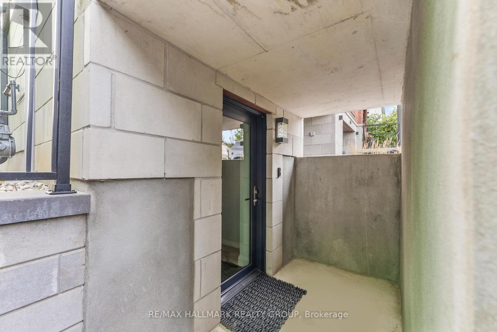 396 Roosevelt Avenue, Ottawa, Ontario  K2A 1Z3 - Photo 40 - X12426121