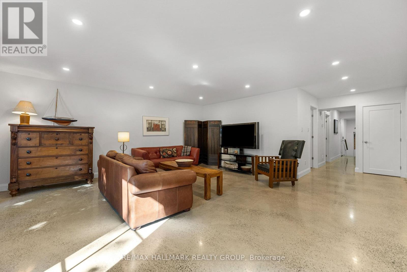 396 Roosevelt Avenue, Ottawa, Ontario  K2A 1Z3 - Photo 44 - X12426121