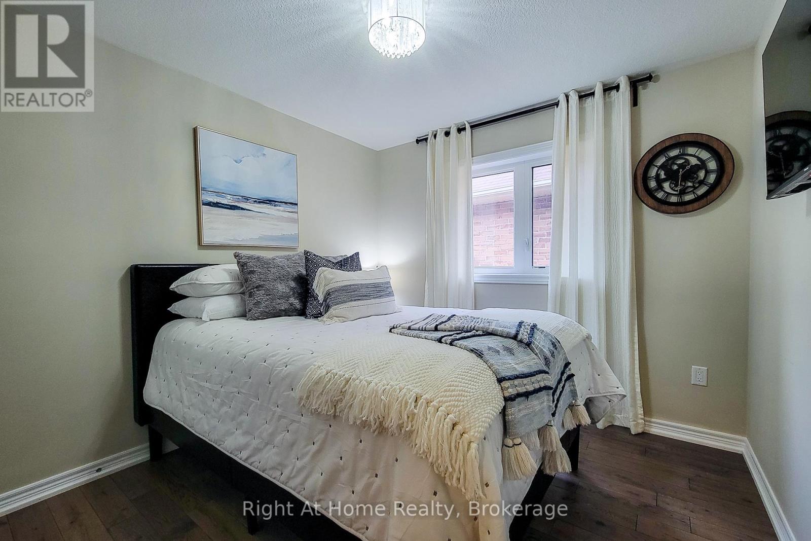 123 Vinton Road, Hamilton (Ancaster), Ontario  L9K 0G6 - Photo 25 - X12426064