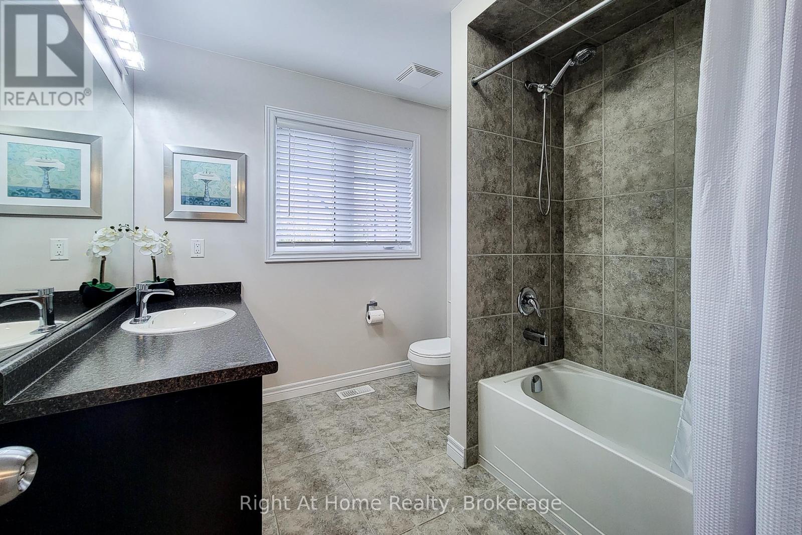 123 Vinton Road, Hamilton (Ancaster), Ontario  L9K 0G6 - Photo 30 - X12426064
