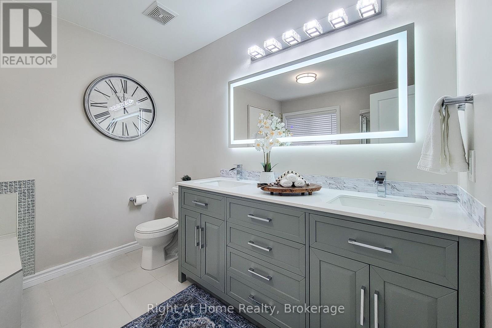 123 Vinton Road, Hamilton (Ancaster), Ontario  L9K 0G6 - Photo 6 - X12426064