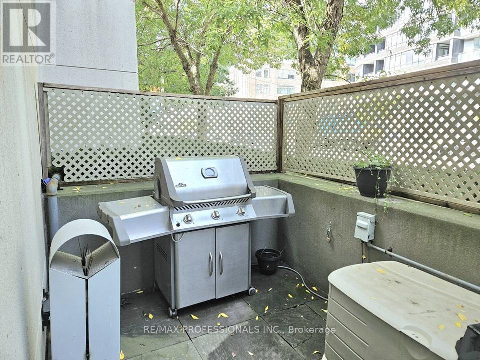 1028 - 600 Queens Quay, Toronto, Ontario  M5V 3M3 - Photo 27 - C12425836