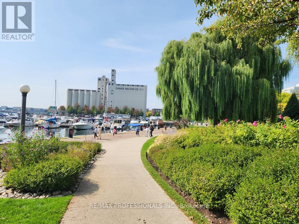 1028 - 600 Queens Quay, Toronto, Ontario  M5V 3M3 - Photo 34 - C12425836
