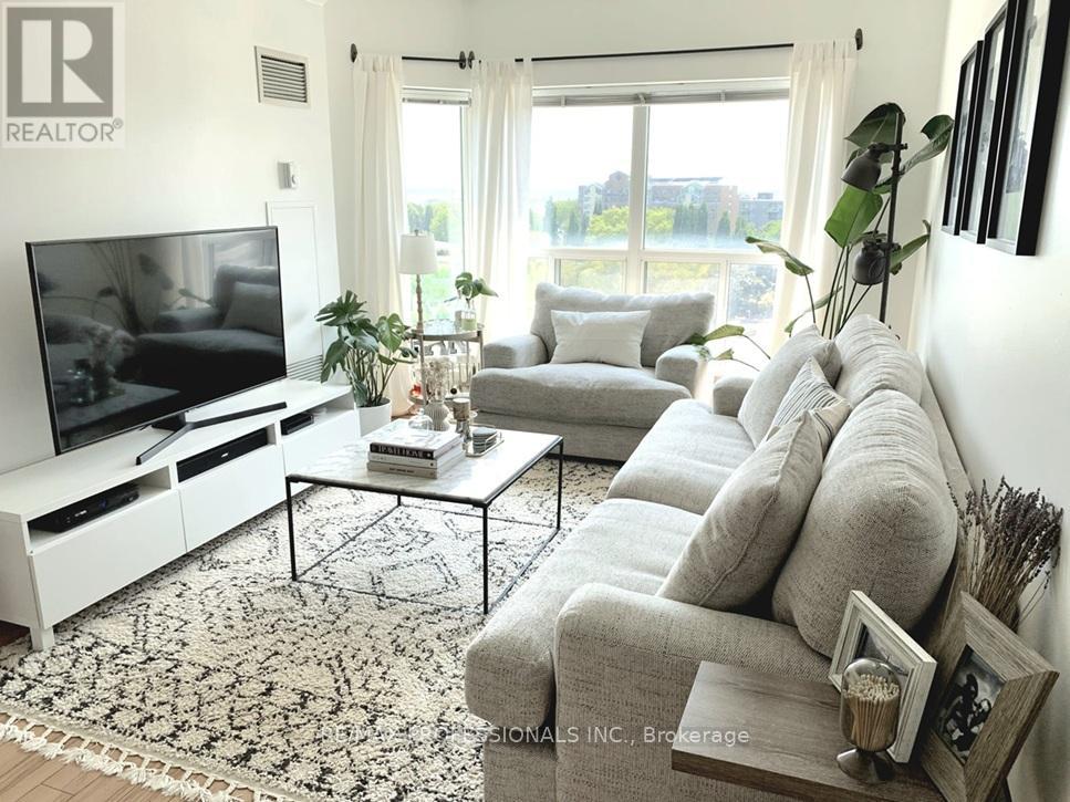 1028 - 600 Queens Quay, Toronto, Ontario  M5V 3M3 - Photo 5 - C12425836