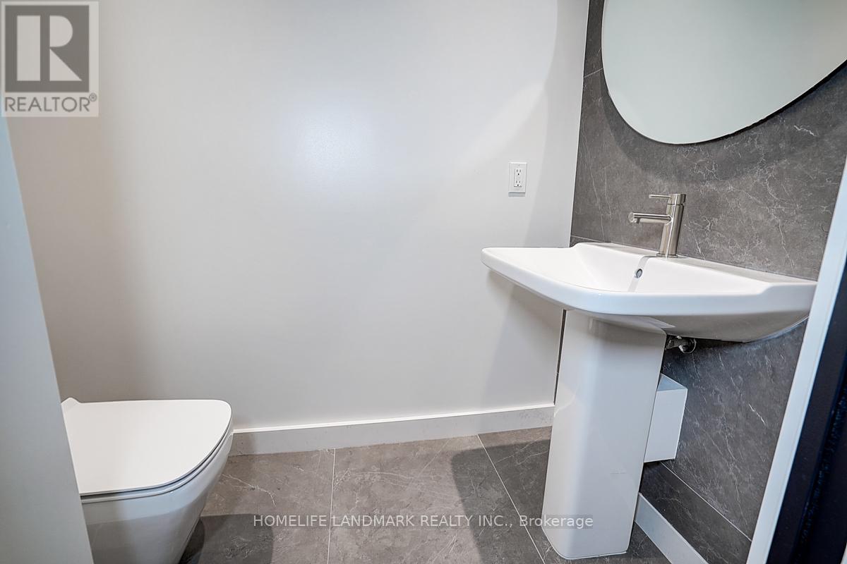 Ph 01 - 1 Yorkville Avenue, Toronto (Annex), Ontario  M4W 0B1 - Photo 29 - C12425906