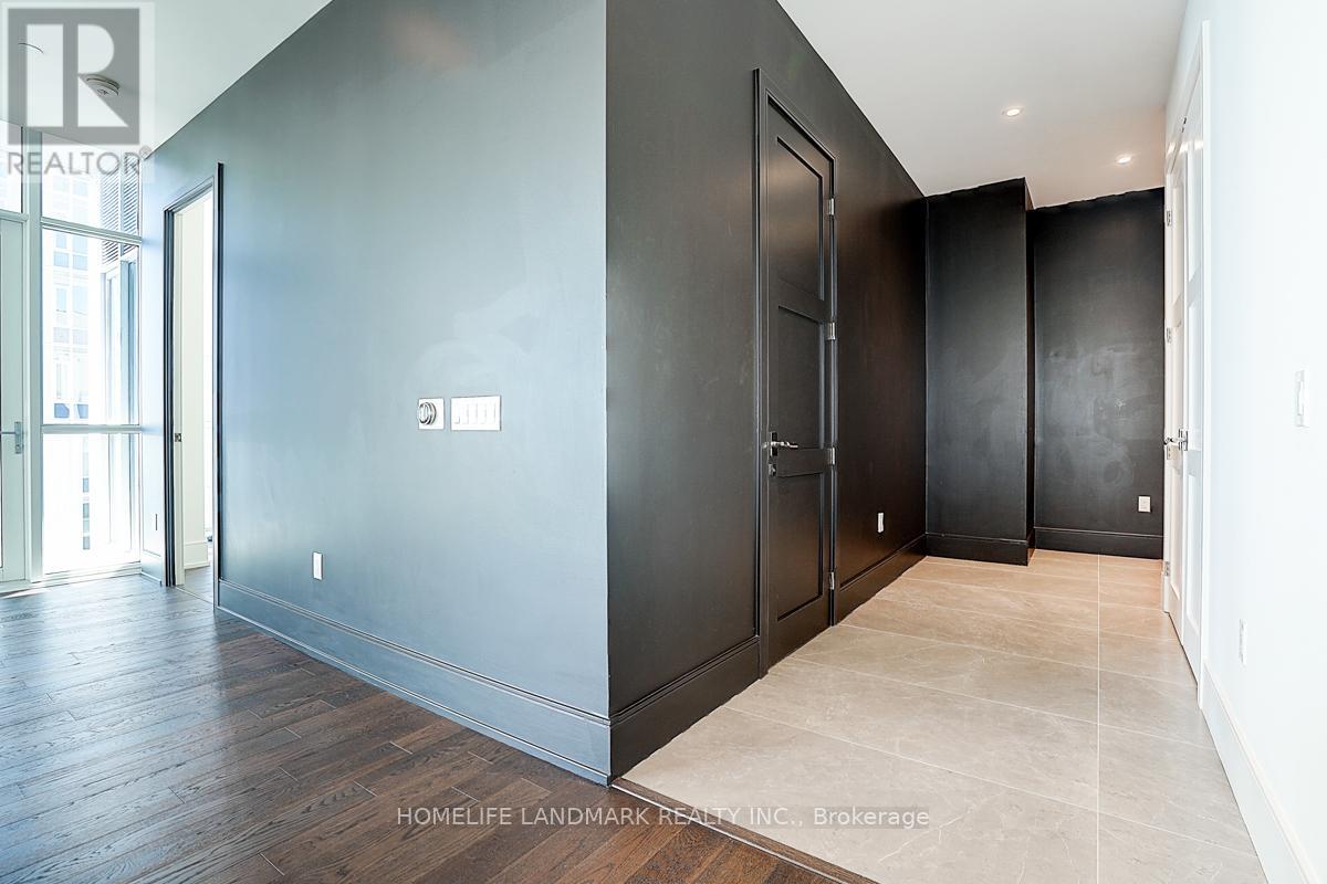 Ph 01 - 1 Yorkville Avenue, Toronto (Annex), Ontario  M4W 0B1 - Photo 6 - C12425906