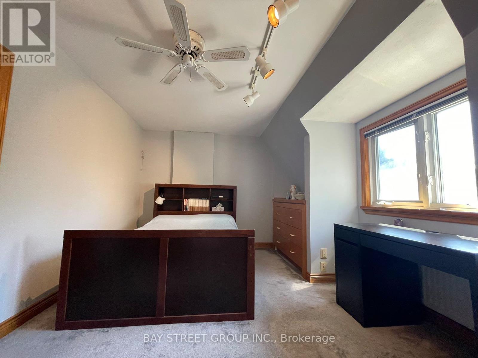 543 Crawford Street, Toronto (Palmerston-Little Italy), Ontario  M6G 3J9 - Photo 10 - C12425935