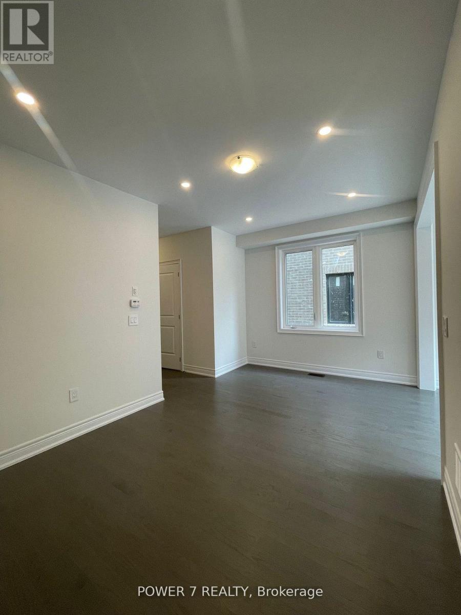 39 Hercules Club Drive, Richmond Hill, Ontario  L4E 1K7 - Photo 6 - N12355051