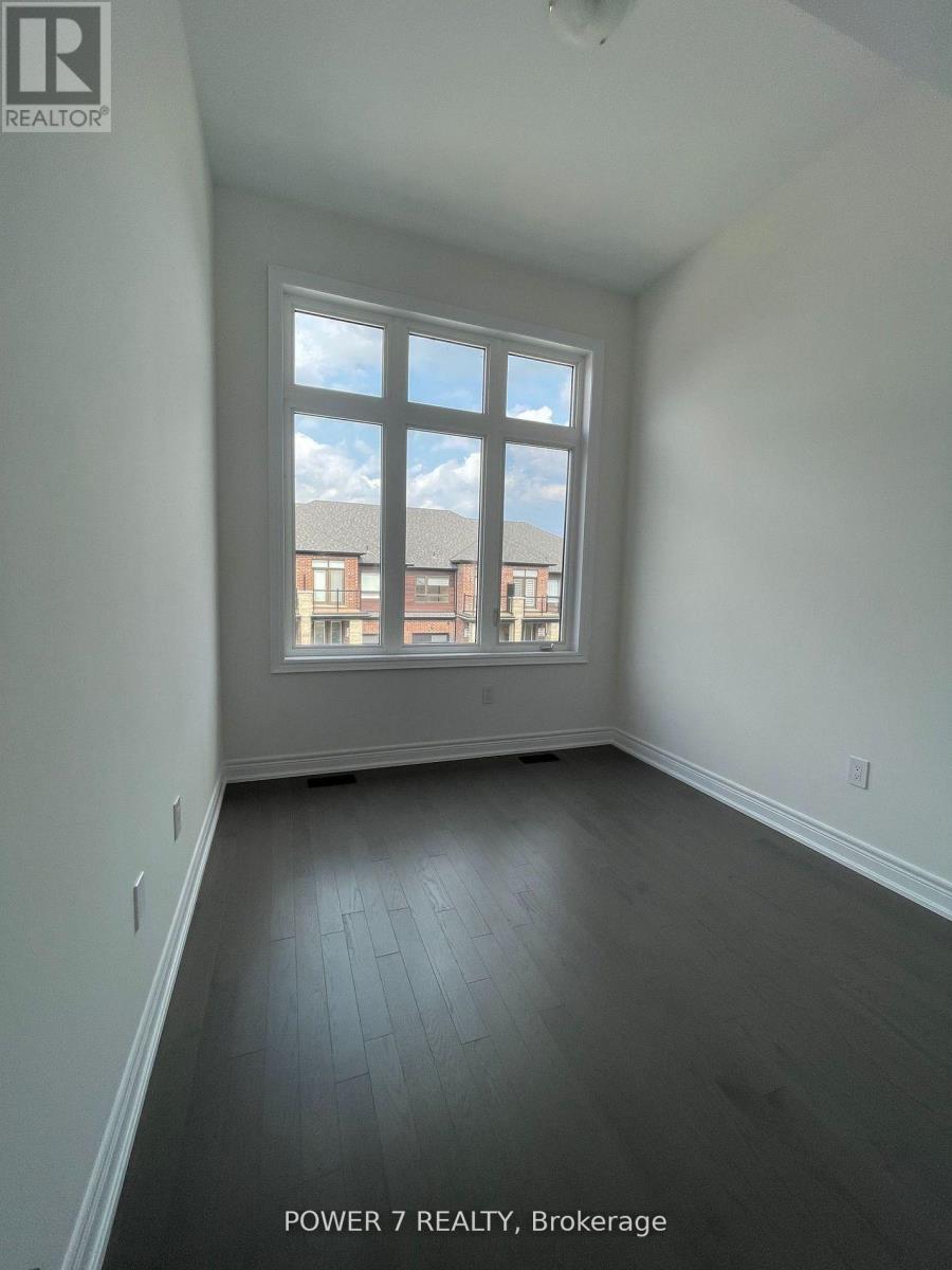 39 Hercules Club Drive, Richmond Hill, Ontario  L4E 1K7 - Photo 12 - N12355051