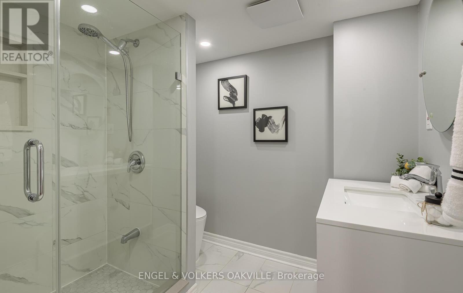 3976 Freeman Terrace, Mississauga, Ontario  L5M 6R1 - Photo 36 - W12389920