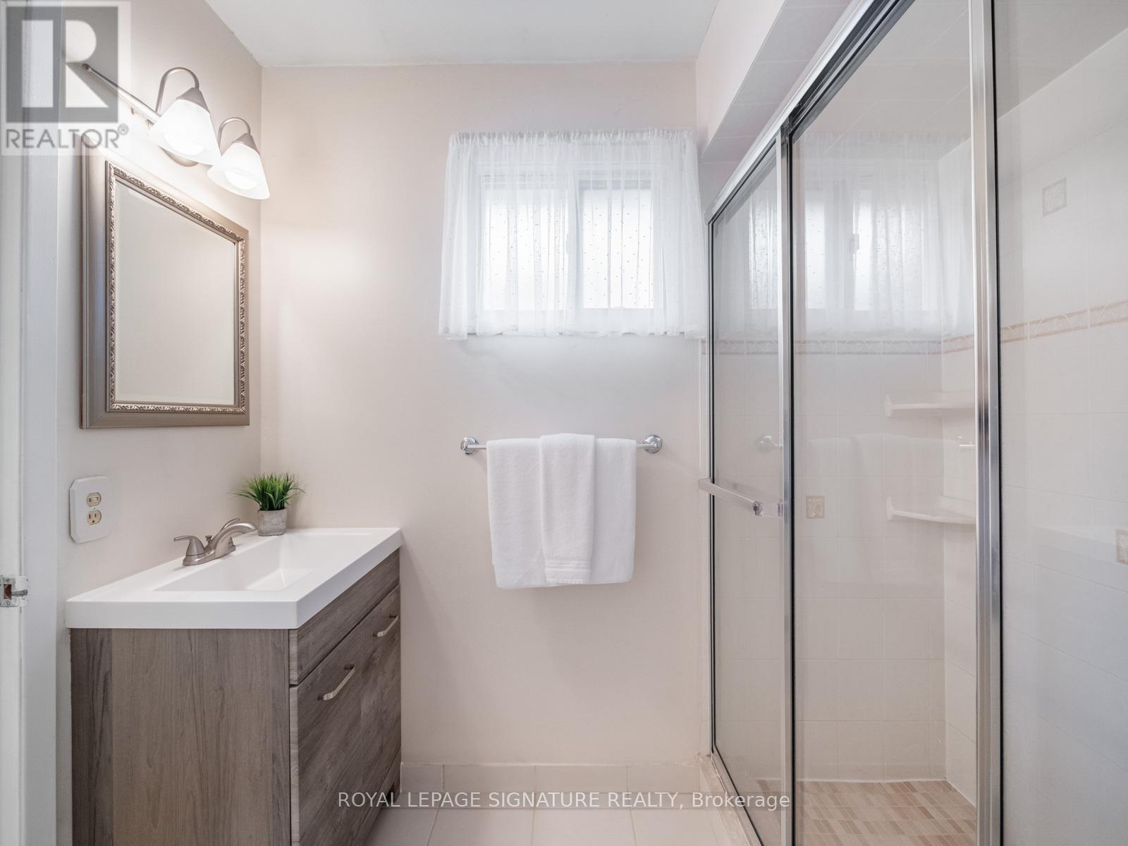 393 Lawson Road, Toronto (Centennial Scarborough), Ontario  M1C 2J8 - Photo 23 - E12425925