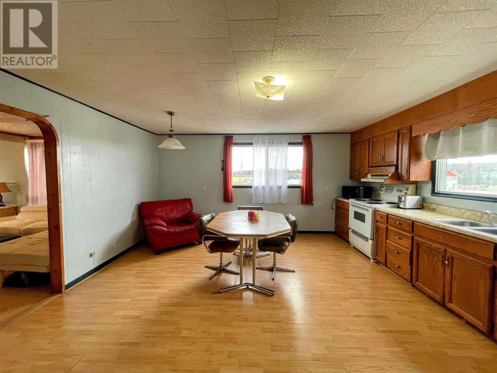 43 Stevens Ave, Marathon, Ontario  P0T 2E0 - Photo 6 - TB253056