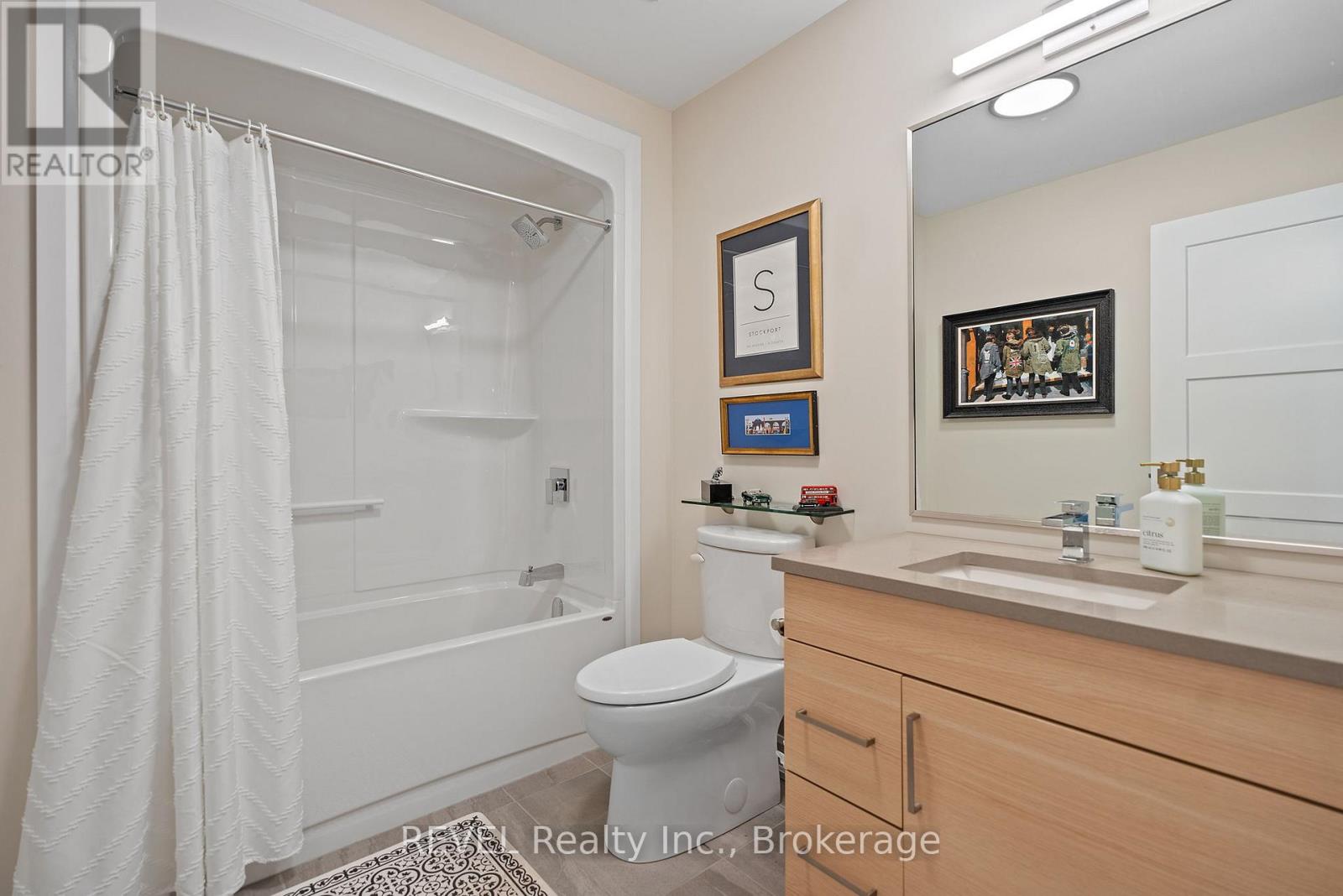 3809 Simpson Lane, Fort Erie, Ontario  L0S 1S0 - Photo 34 - X12426093