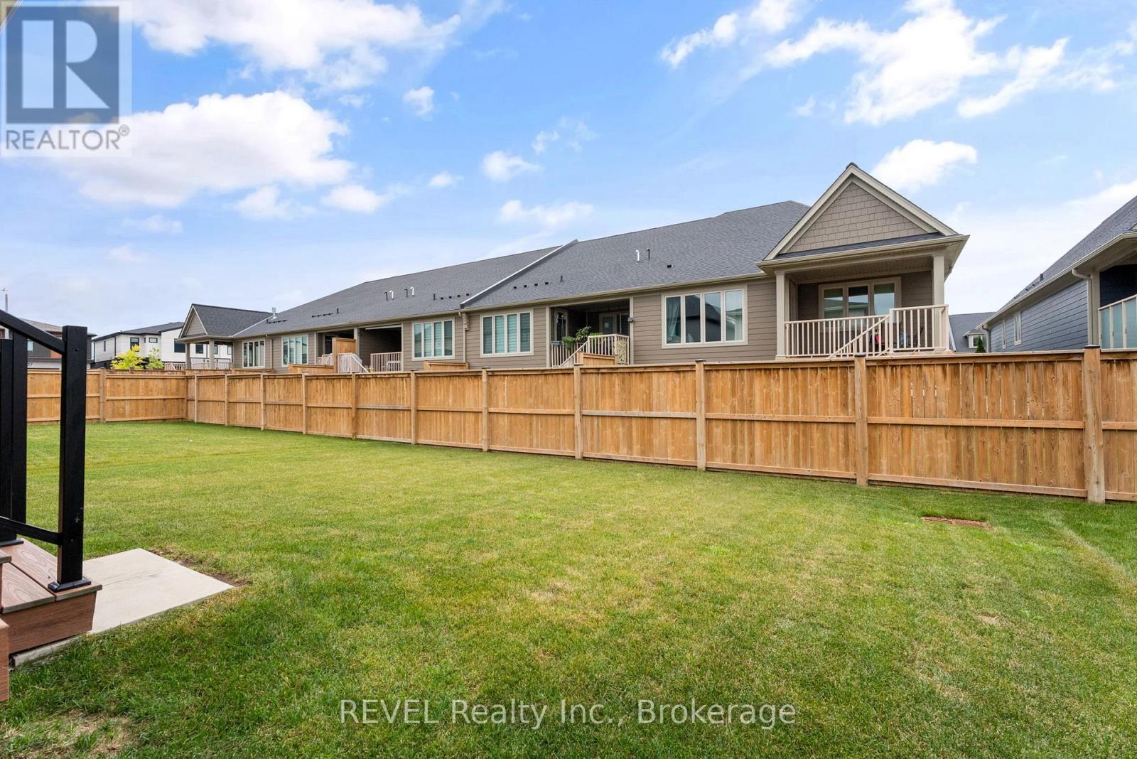 3809 Simpson Lane, Fort Erie, Ontario  L0S 1S0 - Photo 42 - X12426093