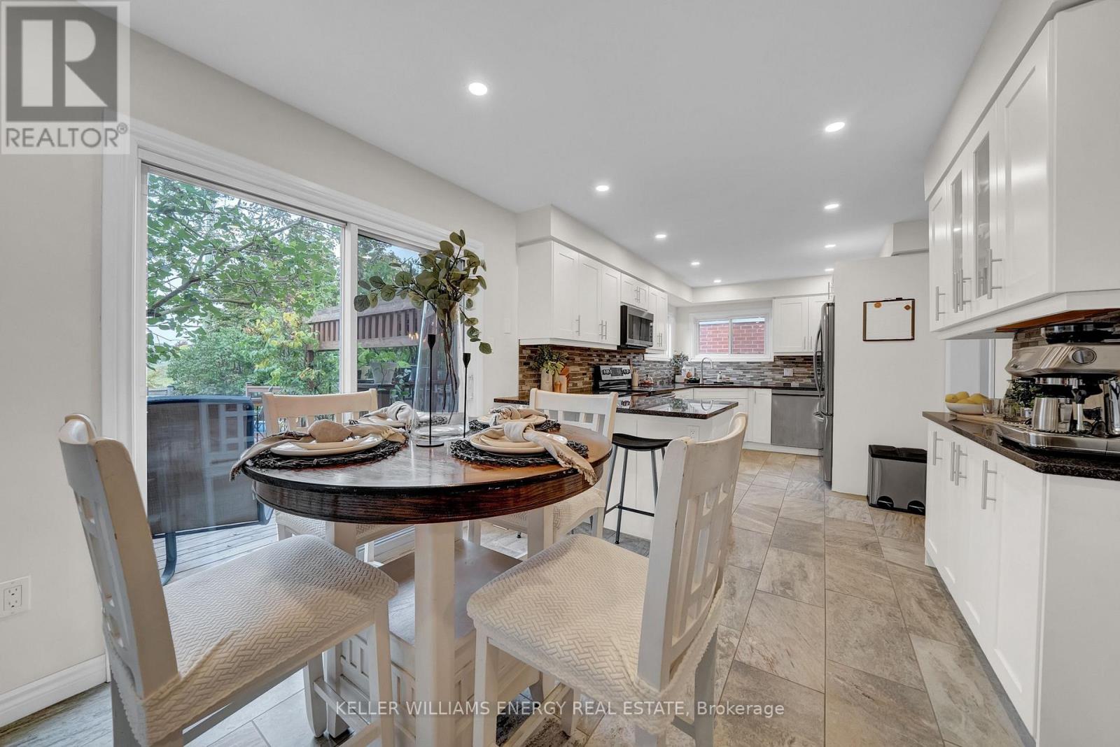 44 Rutherford Drive, Clarington, Ontario  L1B 1G7 - Photo 18 - E12426039