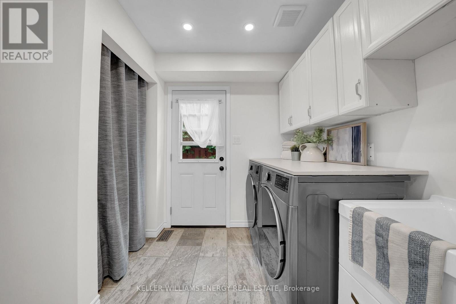 44 Rutherford Drive, Clarington, Ontario  L1B 1G7 - Photo 25 - E12426039