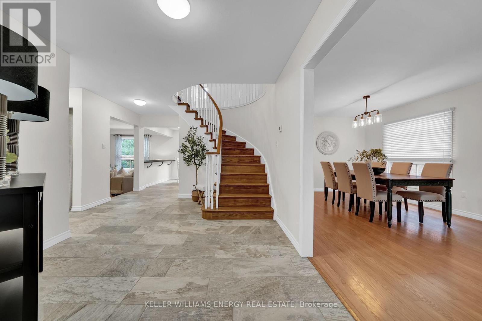 44 Rutherford Drive, Clarington, Ontario  L1B 1G7 - Photo 6 - E12426039