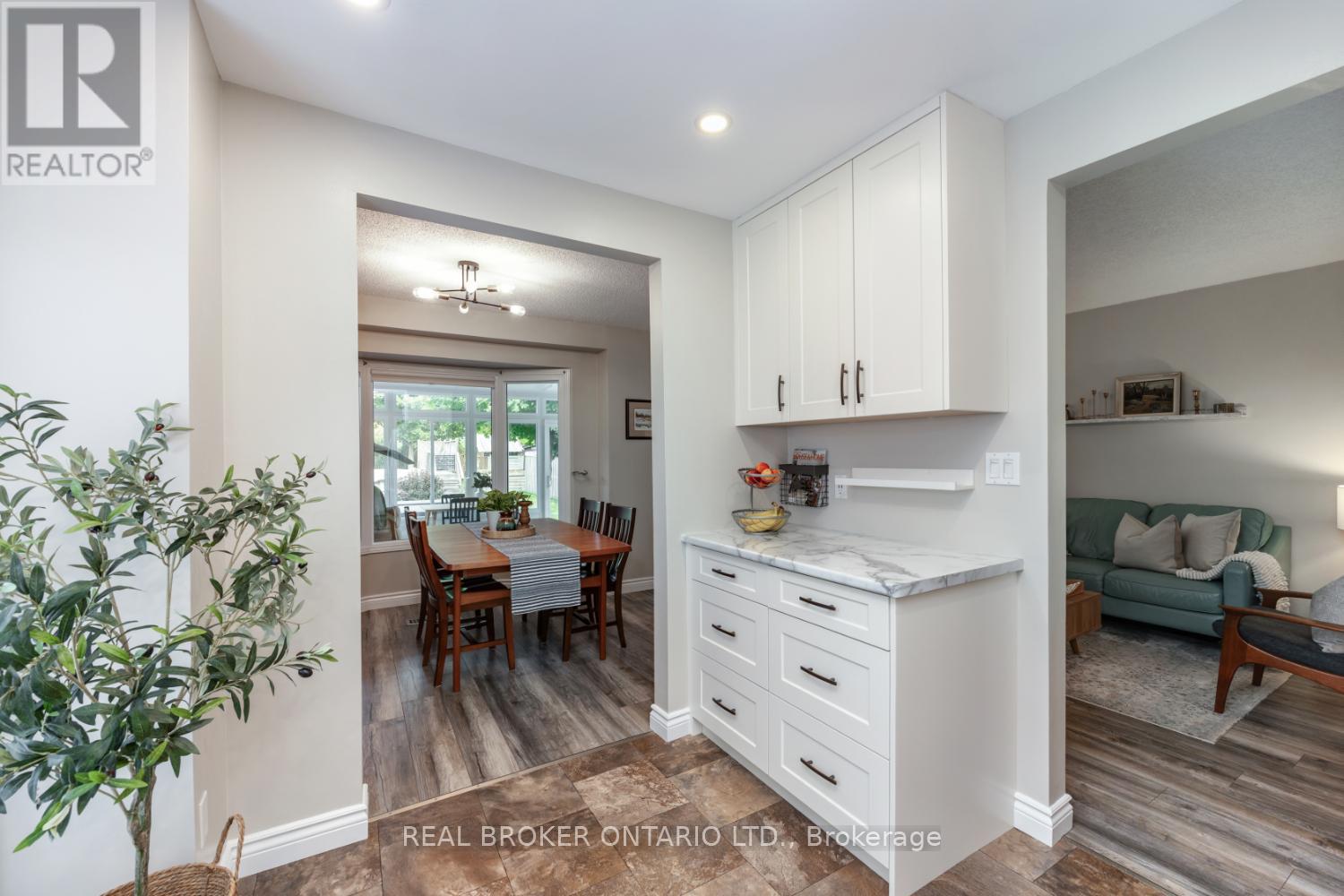 5 Walbridge Court, Clarington, Ontario  L1C 4B7 - Photo 10 - E12426129