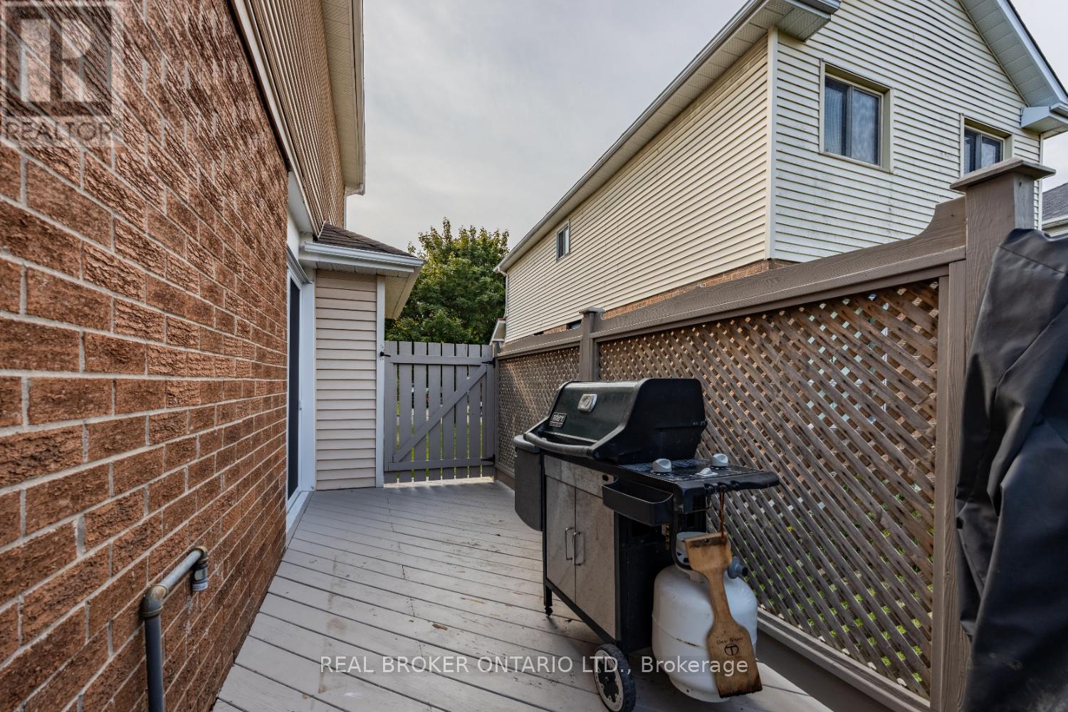 5 Walbridge Court, Clarington, Ontario  L1C 4B7 - Photo 34 - E12426129