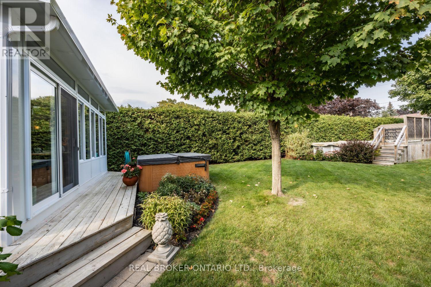 5 Walbridge Court, Clarington, Ontario  L1C 4B7 - Photo 35 - E12426129