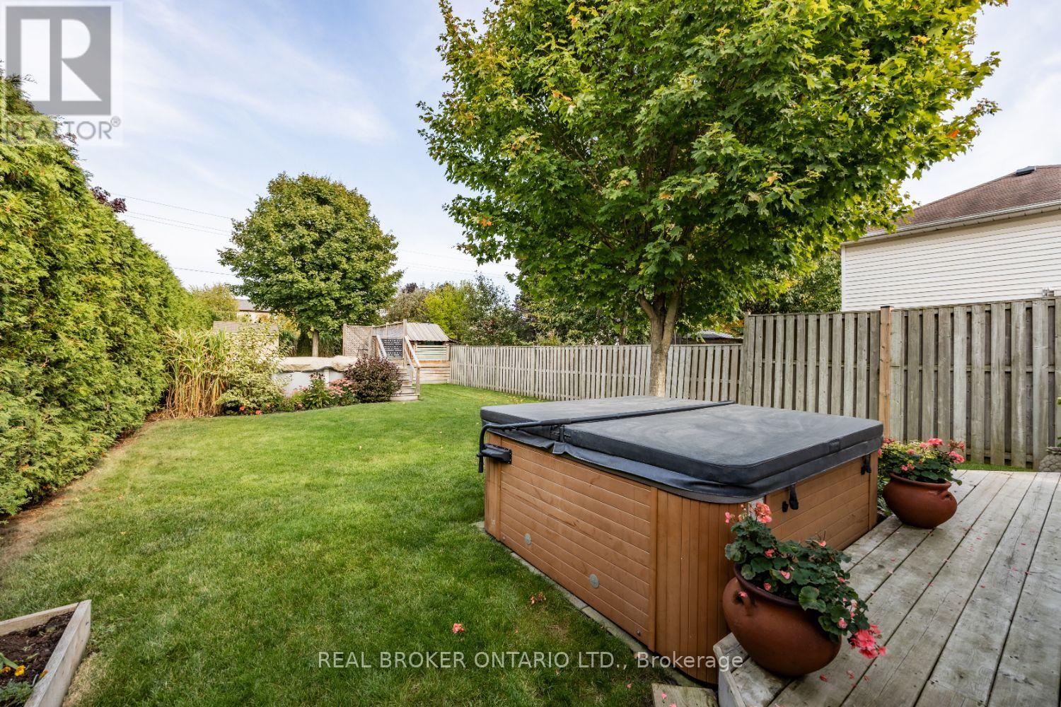 5 Walbridge Court, Clarington, Ontario  L1C 4B7 - Photo 36 - E12426129