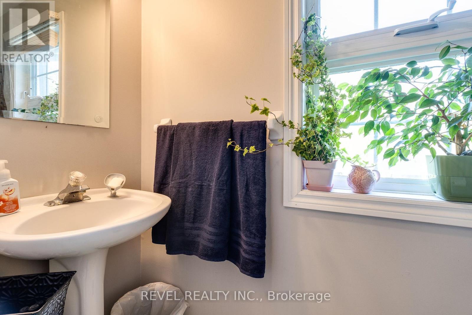 141 Ridge Road, Guelph/eramosa, Ontario  N0B 2K0 - Photo 21 - X12425950