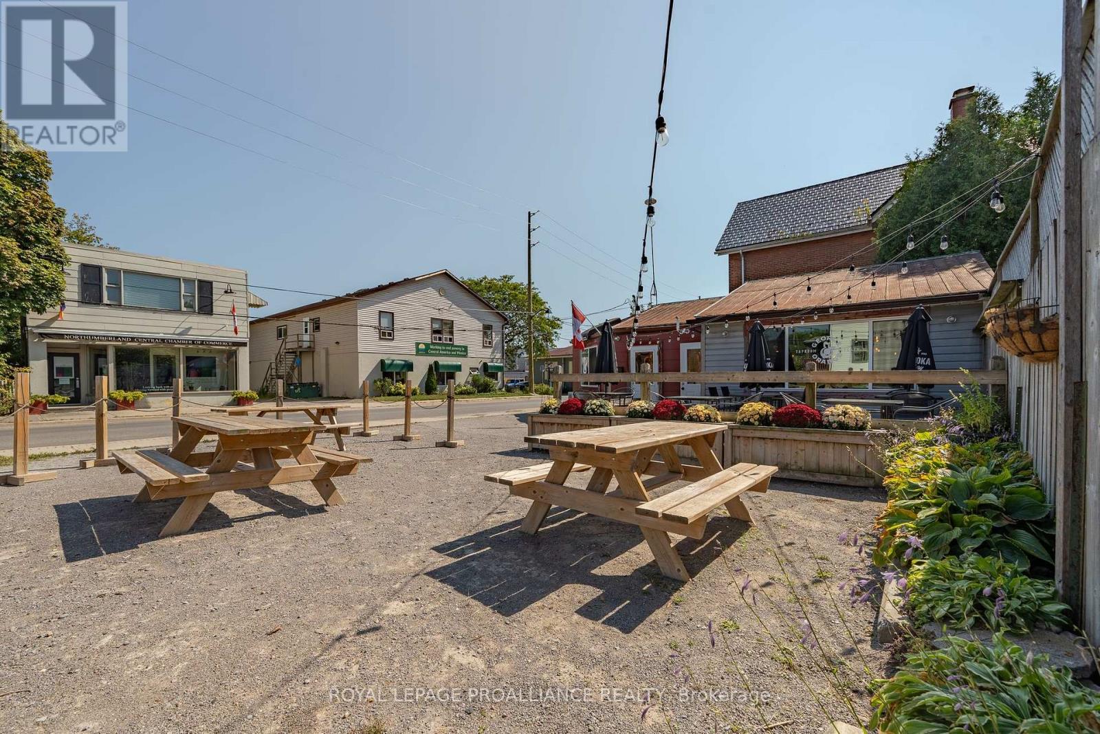 67 Orange Street, Cobourg, Ontario  K9A 2L2 - Photo 11 - X12426047