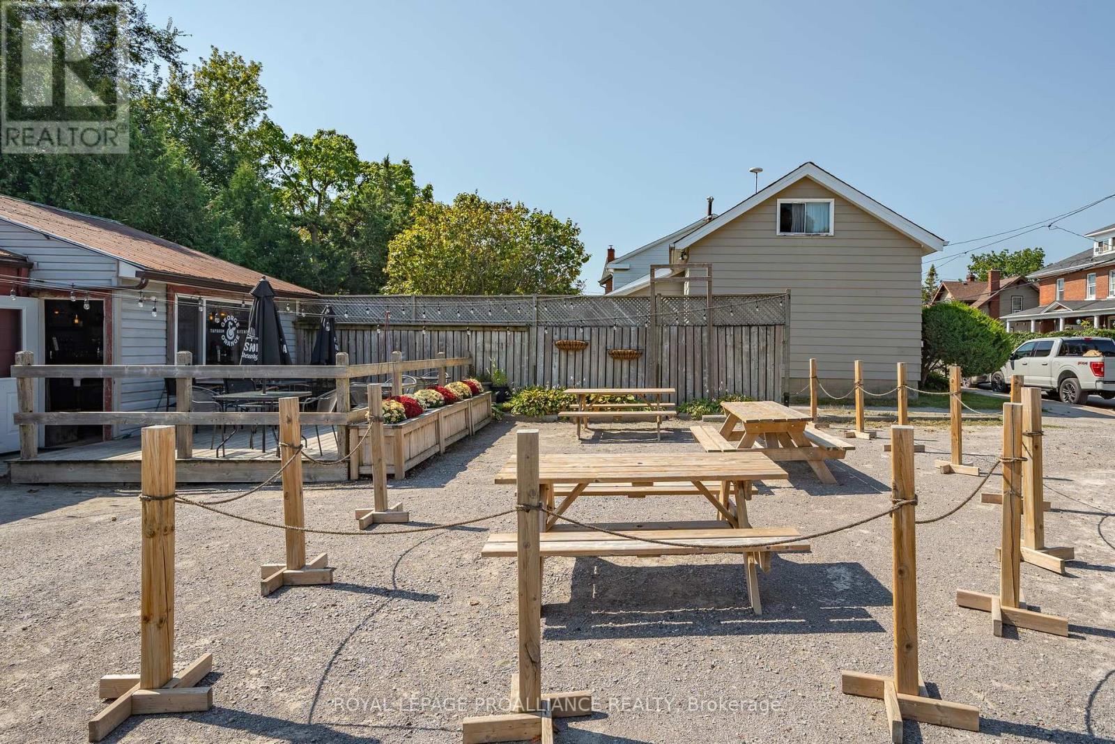 67 Orange Street, Cobourg, Ontario  K9A 2L2 - Photo 4 - X12426047
