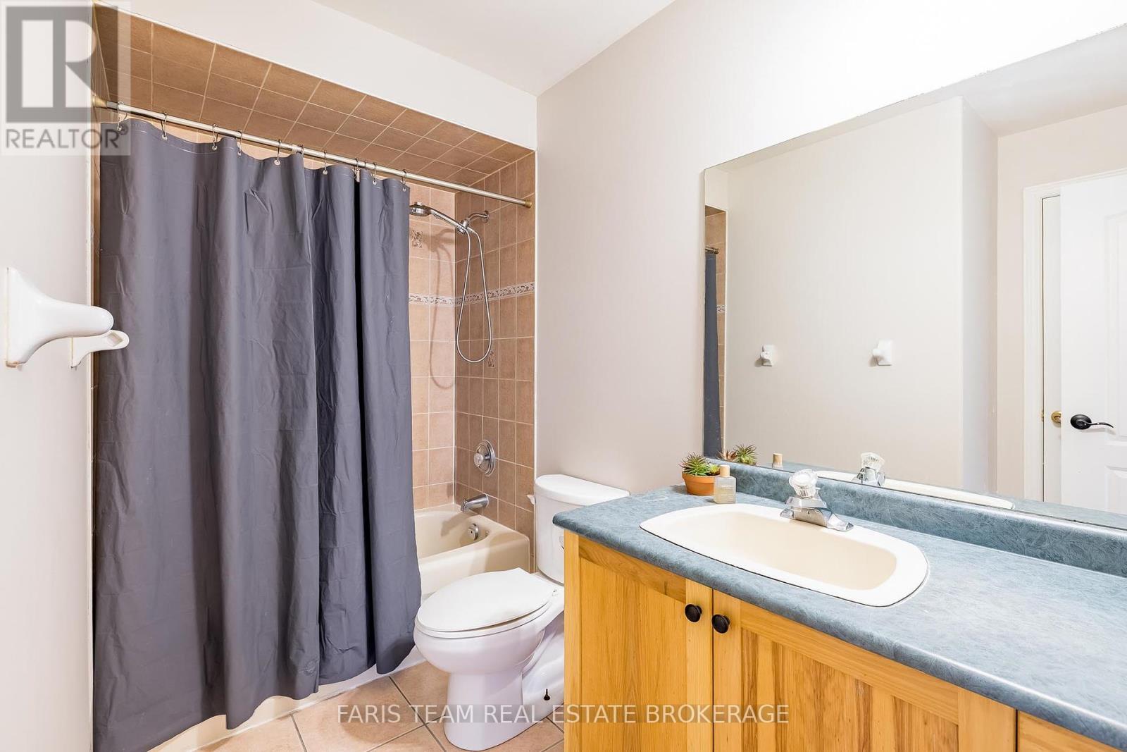 42 Smith Street, Bradford West Gwillimbury, Ontario  L3Z 3C9 - Photo 20 - N12425839