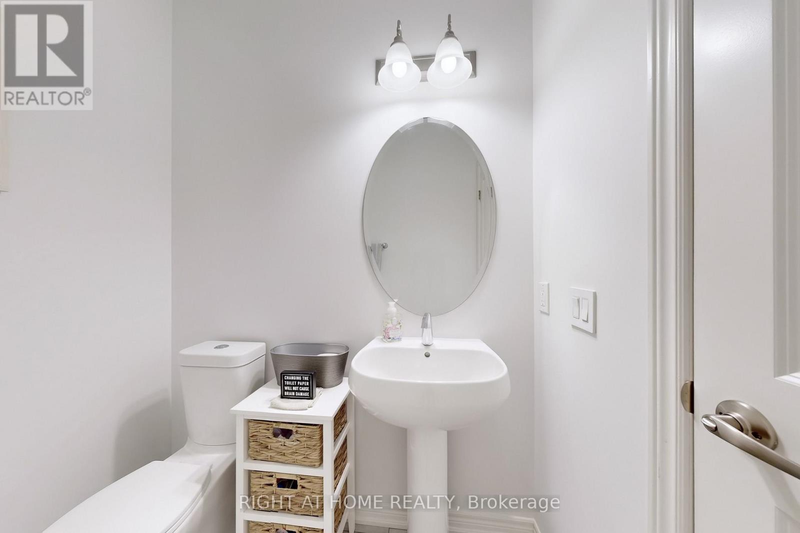 15 Forest Edge Crescent, East Gwillimbury, Ontario  L9N 1R8 - Photo 18 - N12425843