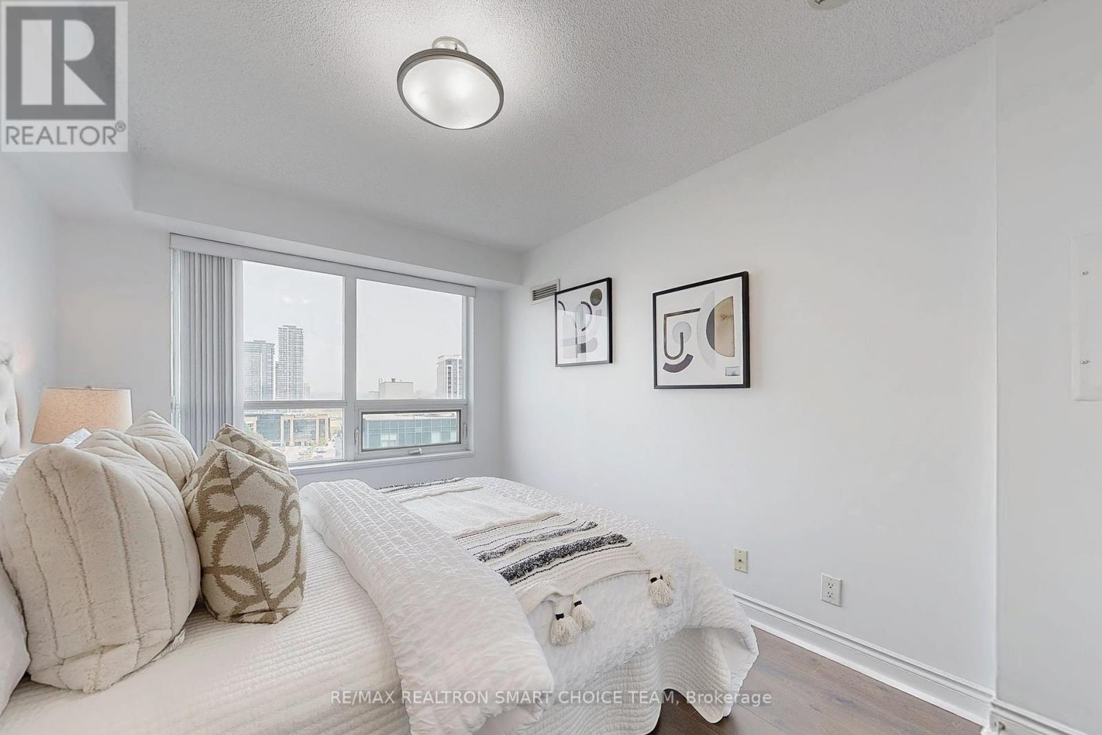 1511 - 75 South Town Centre Boulevard, Markham, Ontario  L6G 0B3 - Photo 31 - N12425862