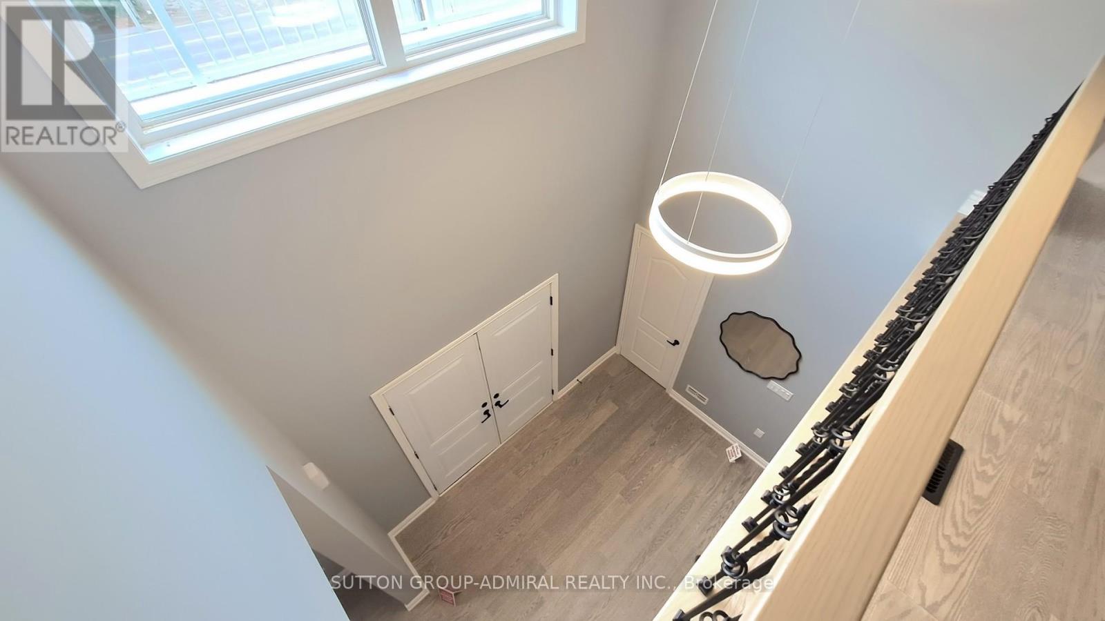 1372 Maple Road, Innisfil, Ontario  L0L 1C0 - Photo 16 - N12425870