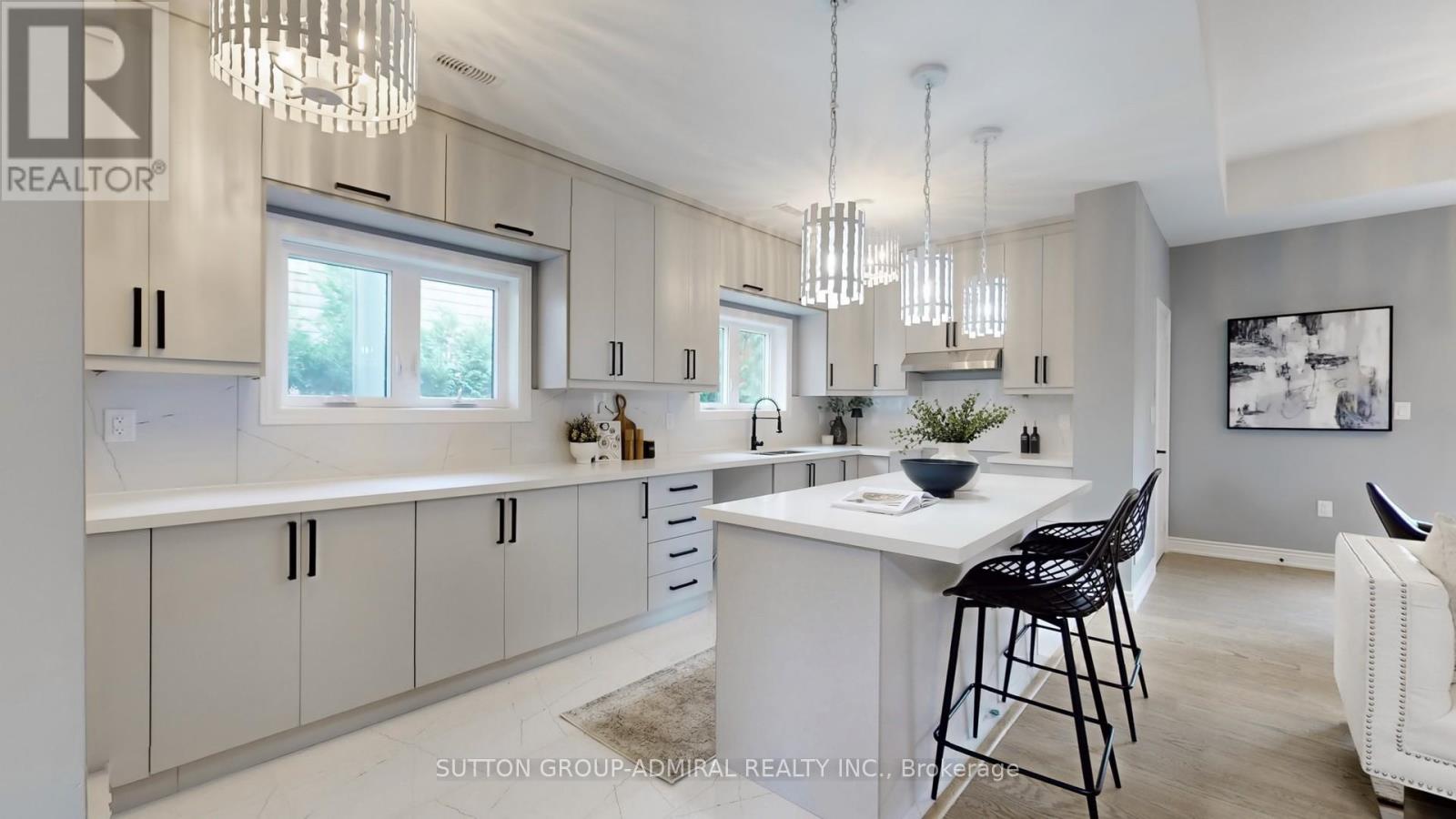 1372 Maple Road, Innisfil, Ontario  L0L 1C0 - Photo 8 - N12425870