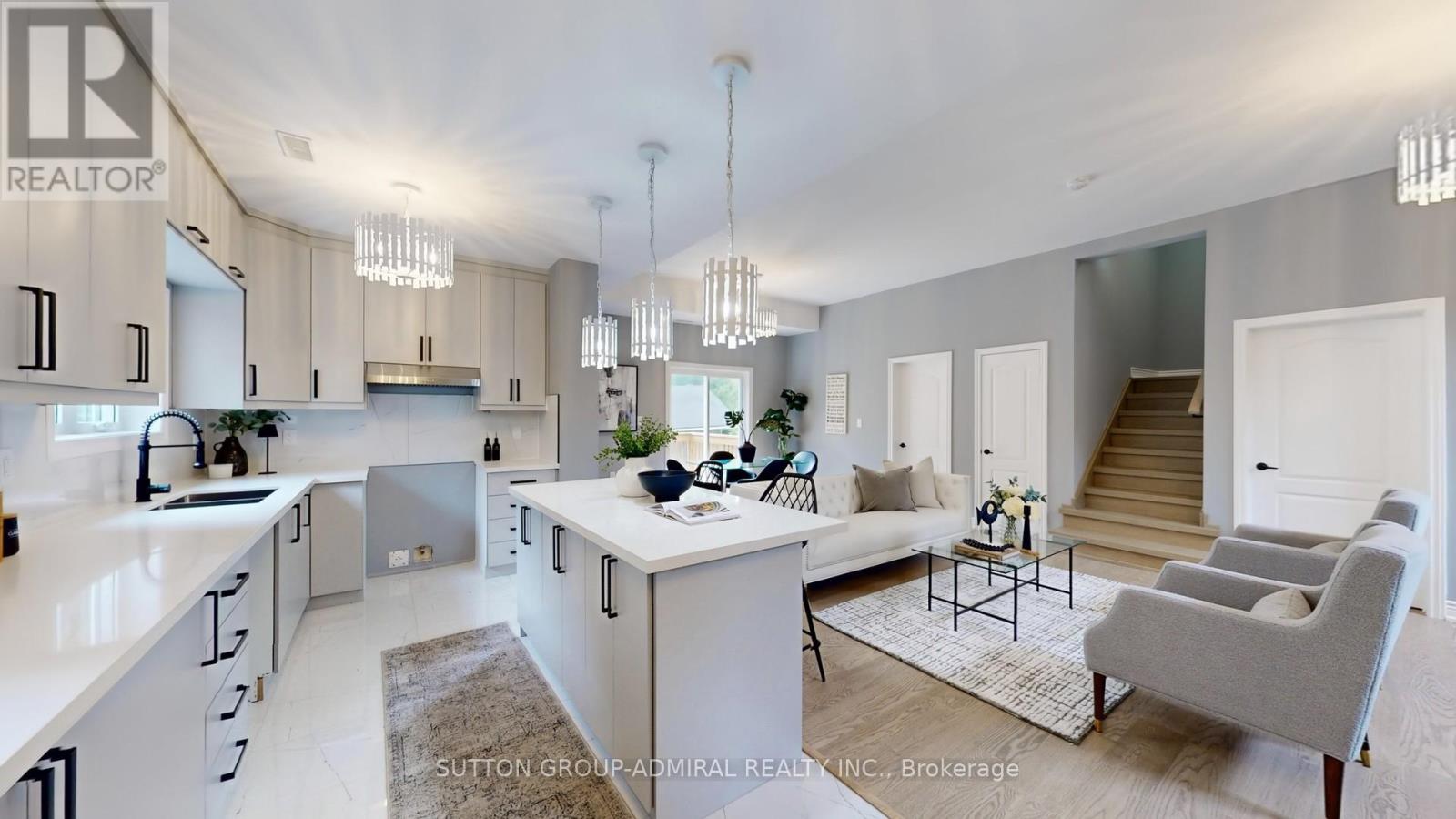 1372 Maple Road, Innisfil, Ontario  L0L 1C0 - Photo 9 - N12425870