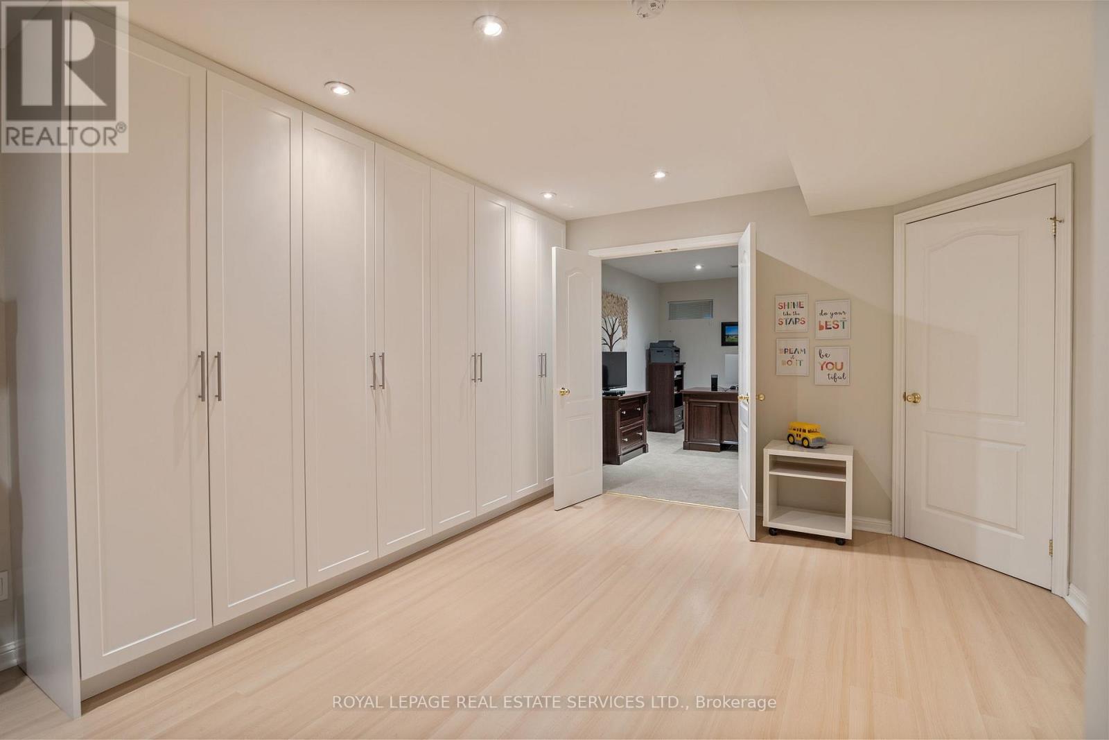 140 Kingsbridge Circle, Vaughan, Ontario  L4J 8P2 - Photo 22 - N12425919