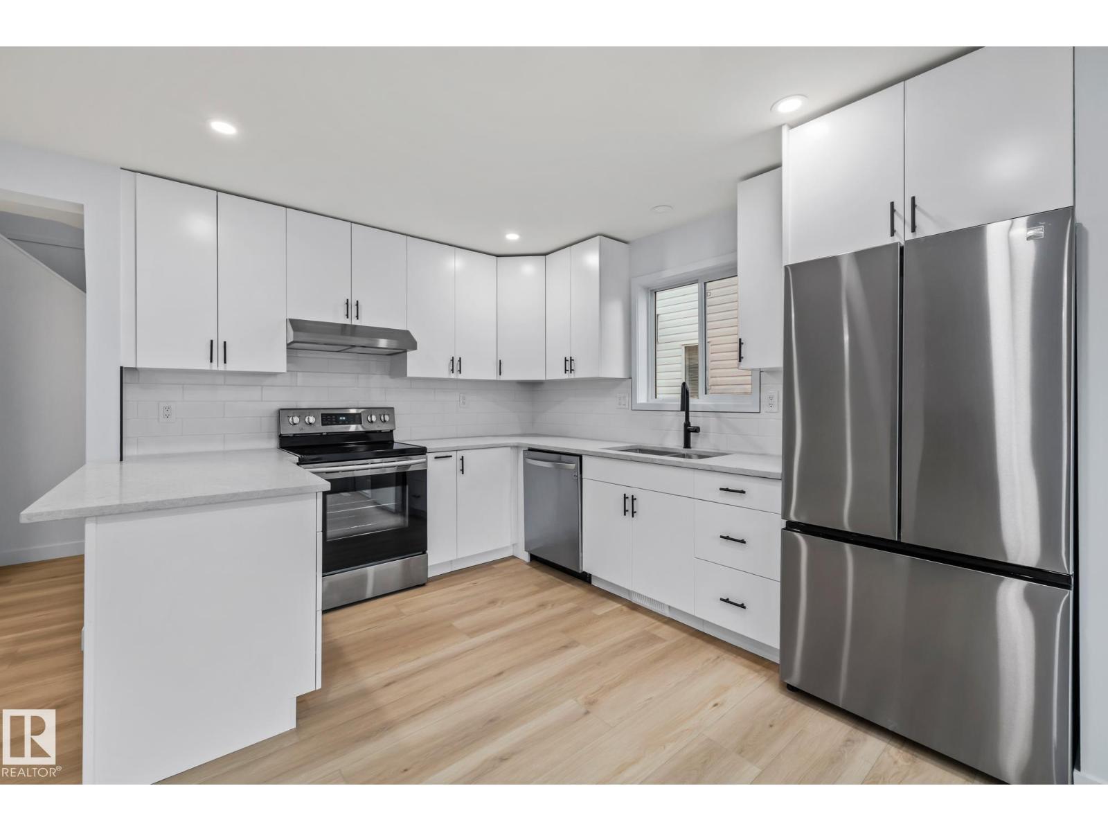 209 Bancroft Cl Nw, Edmonton, Alberta  T5T 6B5 - Photo 15 - E4459390