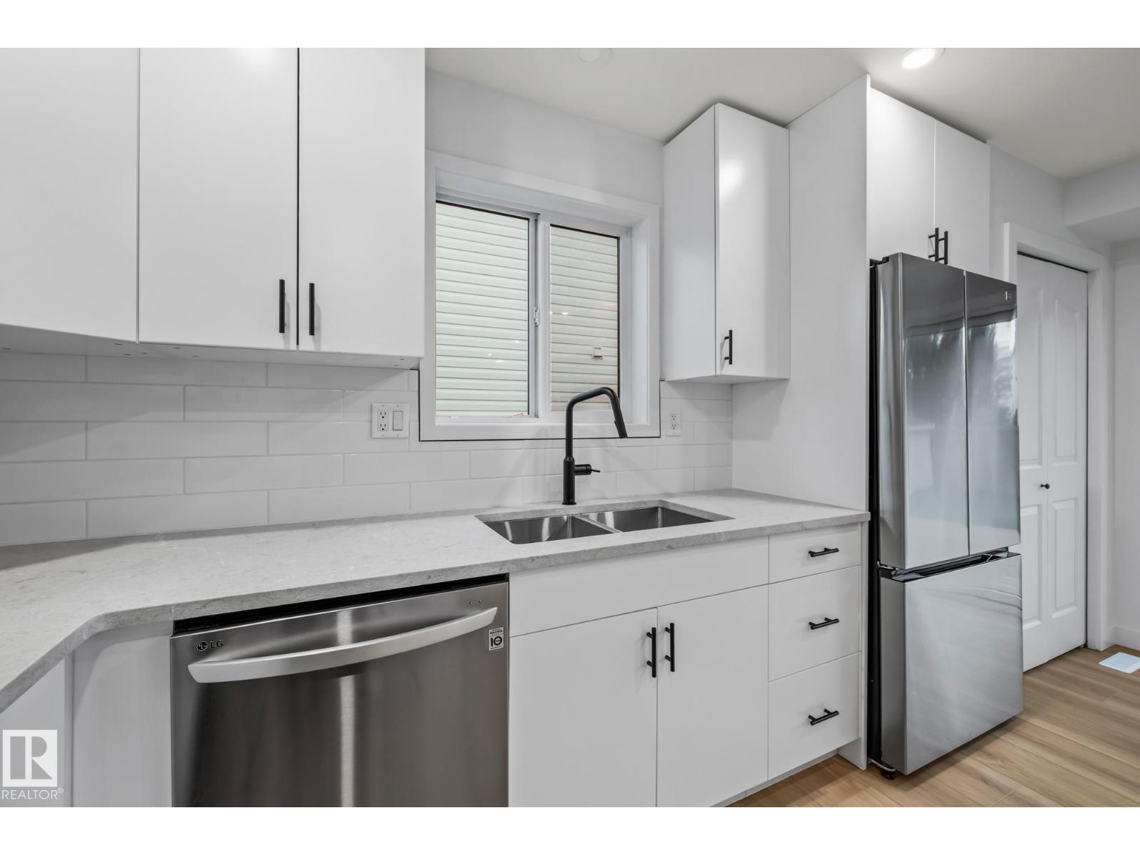 209 Bancroft Cl Nw, Edmonton, Alberta  T5T 6B5 - Photo 17 - E4459390