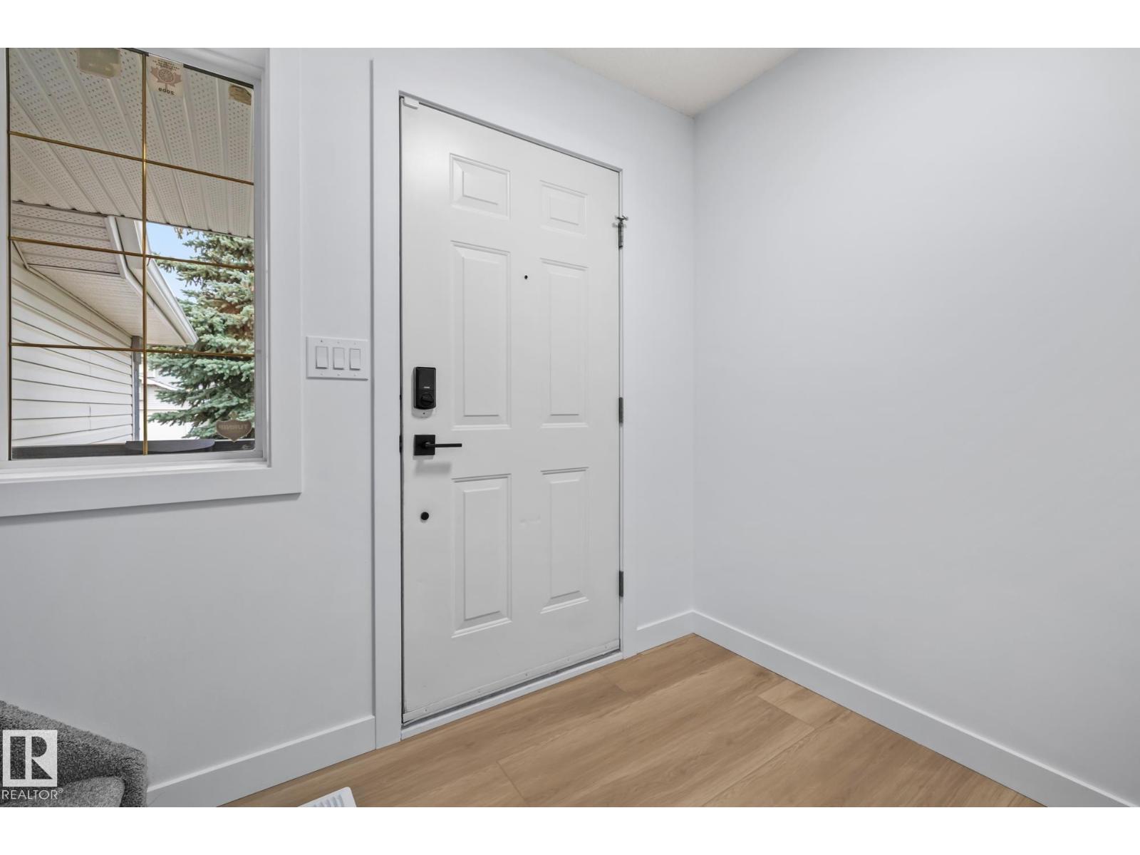 209 Bancroft Cl Nw, Edmonton, Alberta  T5T 6B5 - Photo 3 - E4459390