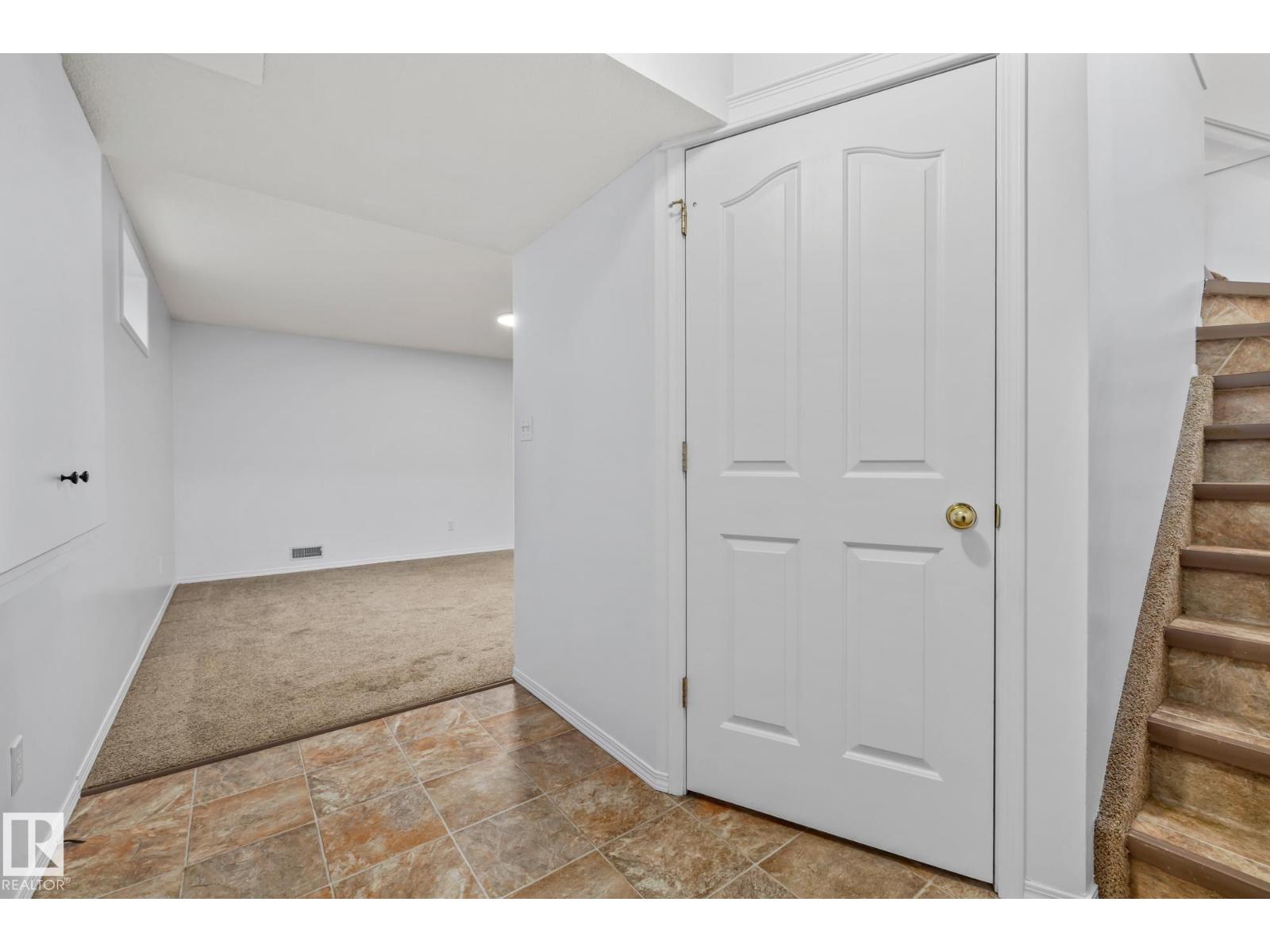 209 Bancroft Cl Nw, Edmonton, Alberta  T5T 6B5 - Photo 56 - E4459390