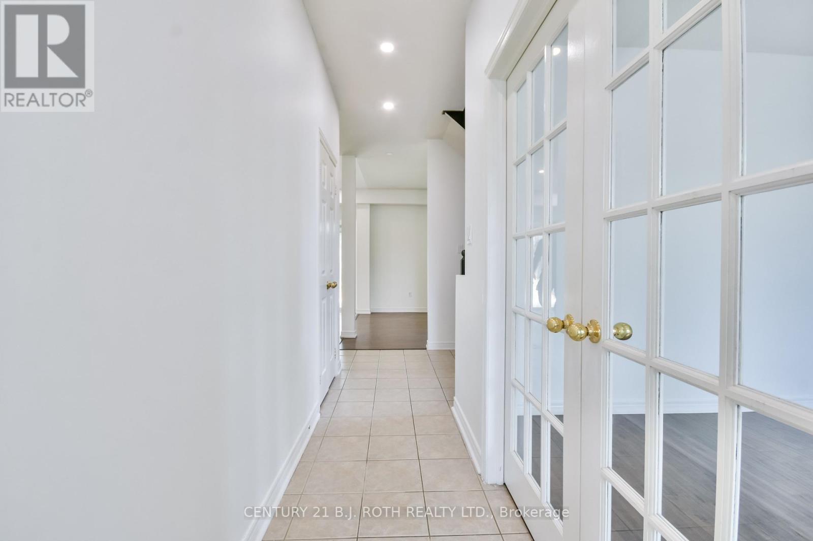 113 Livia Herman Way, Barrie, Ontario  L4M 7K5 - Photo 6 - S12425912